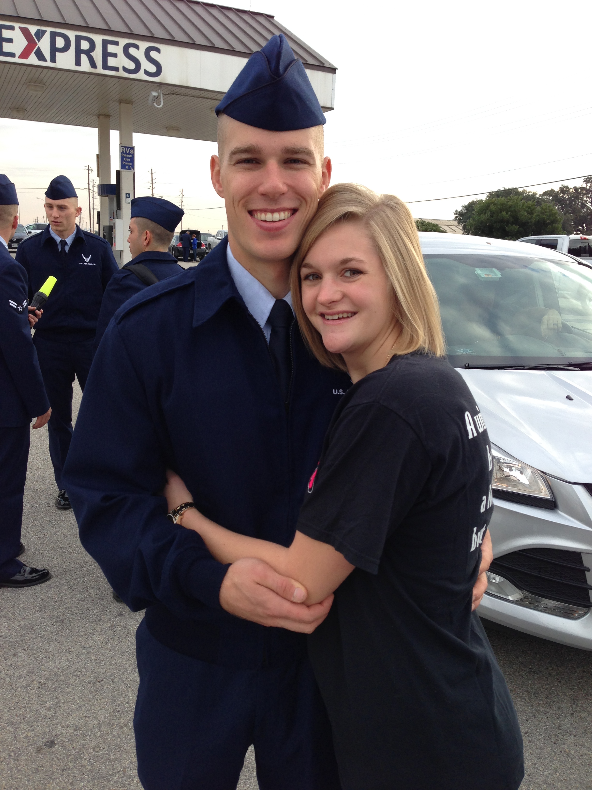 My Hero and my fiancé! Taylor Gum training to be a para rescuer - Rachel