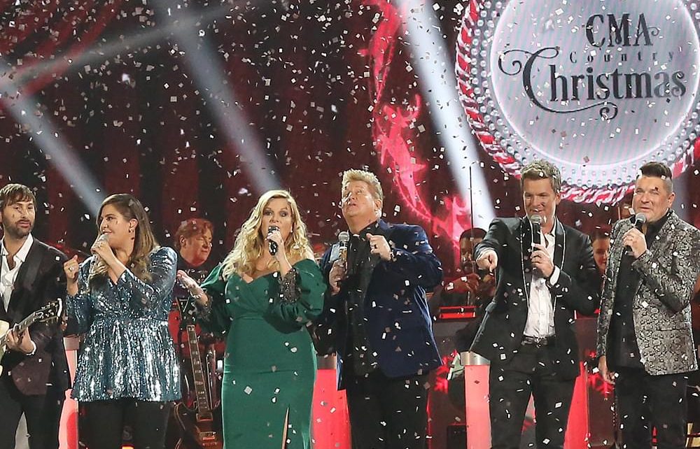 CMA Christmas Performances! The Big Time with Whitney Allen